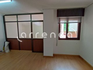 Oficina en alquiler en Cuatro Caminos en Santander