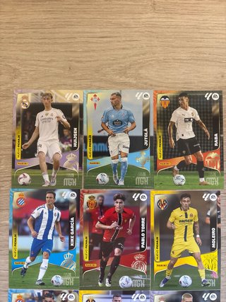 Lote 9 cromos Megacracks 25-26 Nuevo Fichaje