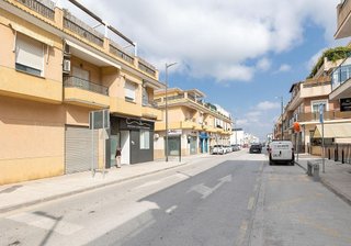 Local comercial en venta en Casco Histórico en Churriana de la Vega