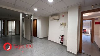 Local comercial en venta en Piscinas en Villarreal