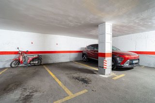 Garaje en venta en Centro - Sagrario en Granada