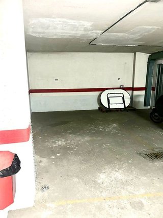 Garaje en venta en San Luis en Almería