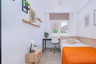 Piso en alquiler en Polígono Cartuja – La Paz en Granada