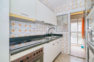 Piso en alquiler en Polígono Cartuja – La Paz en Granada