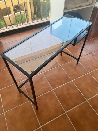 Escritorio cristal y metal Ikea