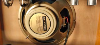 Amplificador de Guitarra "General" 1974X