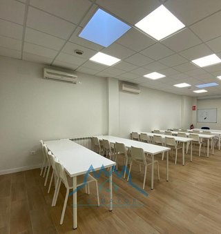 Local comercial en venta en Santa María en Ciudad Real