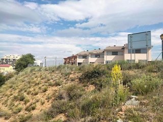 Terreno en venta en Hervencias en Ávila