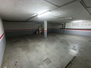 Garaje en venta en La Paz-Las Américas en Linares