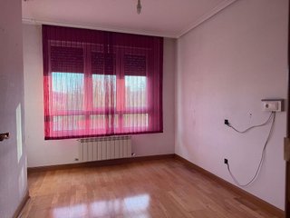 Piso en venta en Campo de la Juventud en Palencia