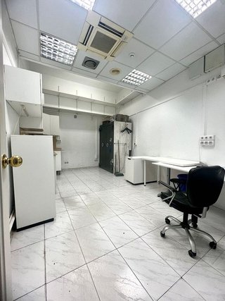 Local comercial en alquiler en Instituts - Universitat en Lleida