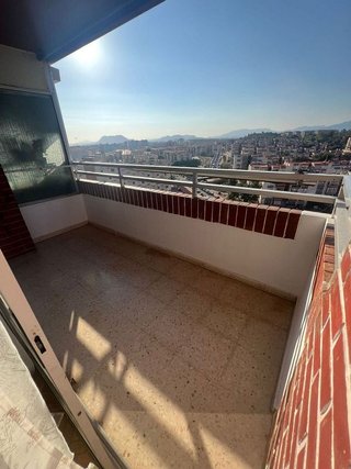 Piso en venta en Juan XXIII en Alicante