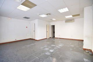 Local comercial en alquiler en Centre en Prat de Llobregat, El
