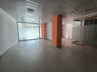 Local comercial en alquiler en Poble Nou en Manresa