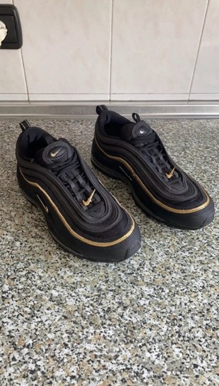 Nike Air Max 97 Talla 43 Negras/Doradas