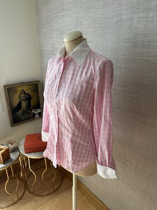 Camisa Carolina Herrera cuadros rosa y blanco