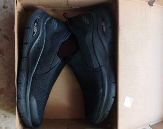 Zapatillas Skechers Arch Fit Talla 47.5
