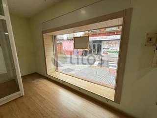 Local comercial en alquiler en Arenal - La Pólvora en Dos Hermanas