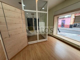 Local comercial en alquiler en Arenal - La Pólvora en Dos Hermanas