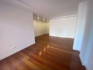 Piso en alquiler en Valdeacederas en Madrid