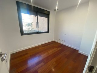 Piso en alquiler en Valdeacederas en Madrid