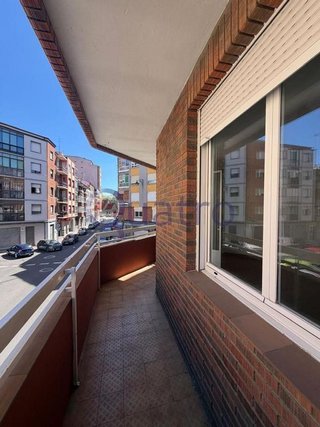 Piso en alquiler en Centro Ciudad en León