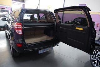 Toyota RAV4 2.2 D-4D Executive 150cv 4x4