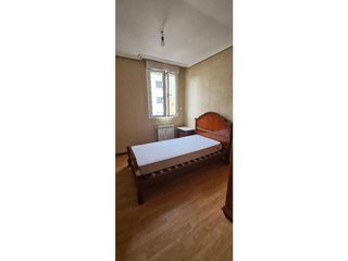 Piso en venta en Universidad - Los Lirios en Logroño