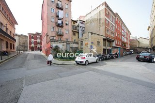 Local comercial en venta en Numancia - San Fernando en Santander