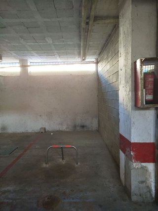 Garaje en venta en Polígono Cartuja – La Paz en Granada