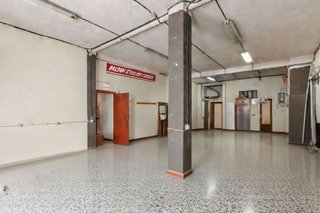 Local comercial en venta en Azpilagaña en Pamplona