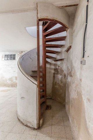 Local comercial en venta en Azpilagaña en Pamplona