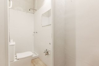 Local comercial en venta en Azpilagaña en Pamplona