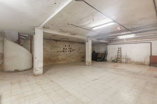 Local comercial en venta en Azpilagaña en Pamplona
