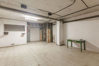 Local comercial en venta en Azpilagaña en Pamplona