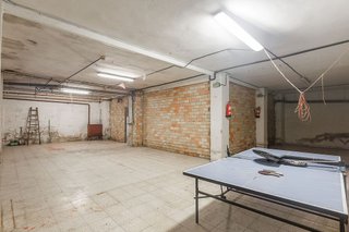 Local comercial en venta en Azpilagaña en Pamplona
