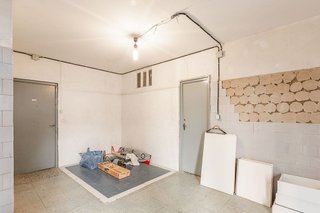 Local comercial en venta en Azpilagaña en Pamplona