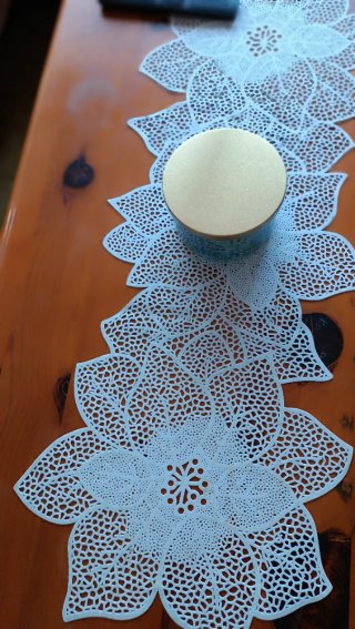 Mesa de comedor de madera
