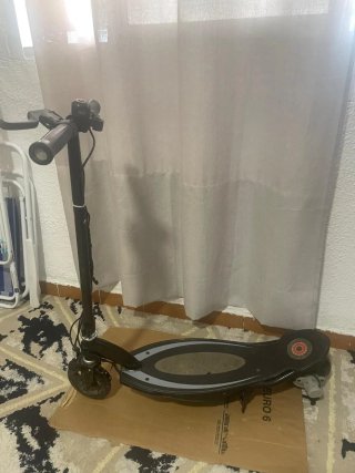 Patinete Eléctrico Razor E90