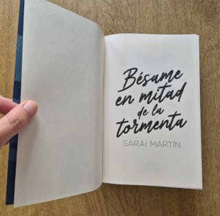 Bésame en mitad de la tormenta