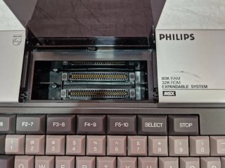 Philips VG-8020 Ordenador MSX funcionando
