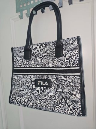 Bolso Fila Negro y Blanco Estampado