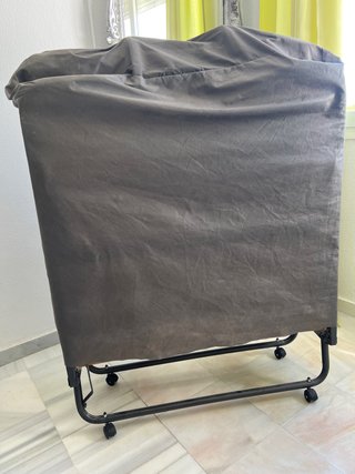 Cama Plegable Negra y Gris