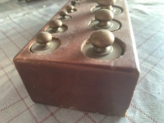 Conjunto 13 pesas balanza antigua
