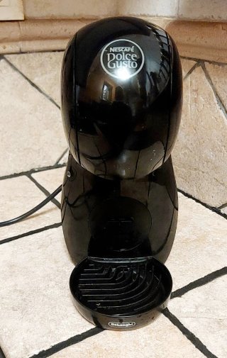 Cafetera Nescafé Dolce Gusto Negra