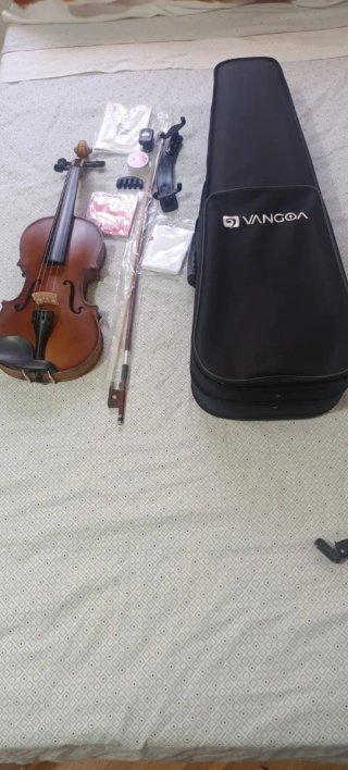 Violín VANGOA con accesorios y funda
