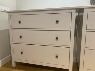 Cómoda blanca 3 cajones Ikea Hemnes
