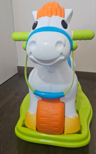 Caballo balancín infantil