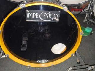 Batería Acústica Destroyer + Bombo Pearl