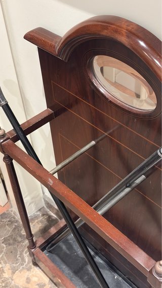 Mueble de entrada para bastones y paraguas